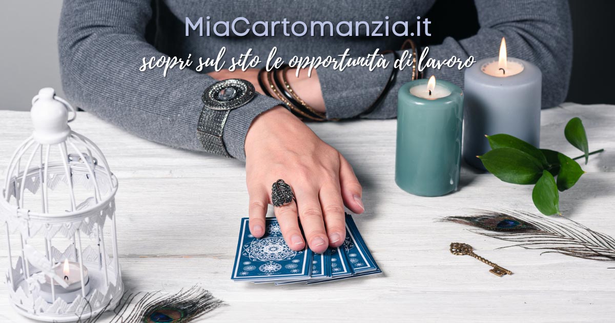 Lavora come cartomante